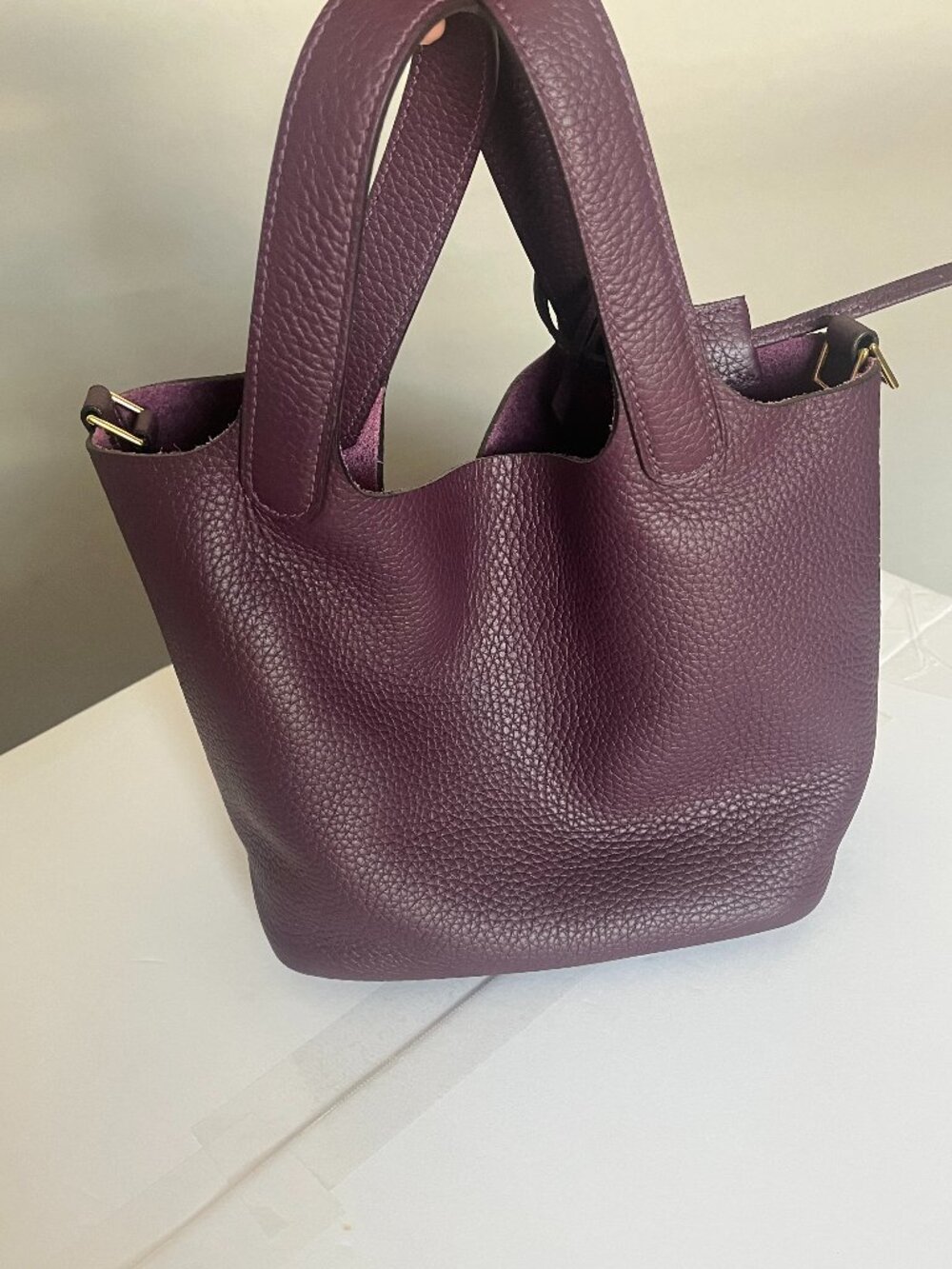 Burgundy Plum Pebbled Leather Tote Bag Gold Hardware Lock & Key